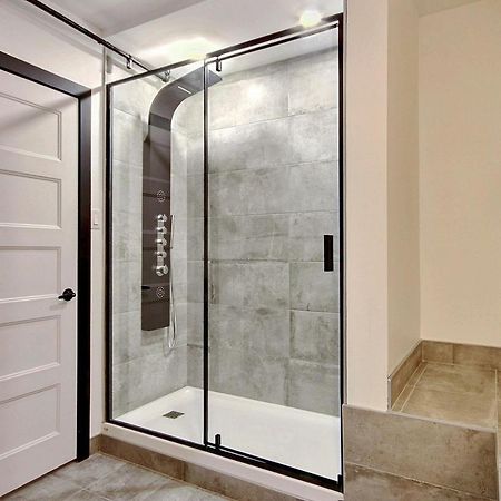 Le Gentleman // Downtown Spacious Condo Québec Dış mekan fotoğraf